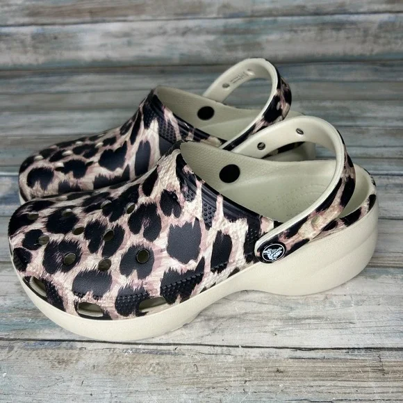 Crocs Classic Platform Animal Remix Clog Leopard Womens Size 7 - Picture 2 of 7